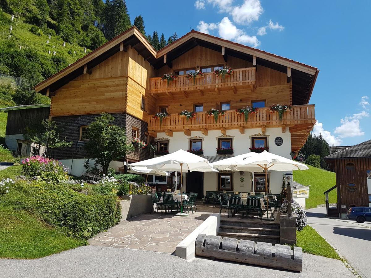 Landgasthof Adler Hinterhornbach Экстерьер фото